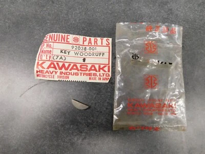 Llave Woodruff Kawasaki NOS Z1 H1 H2 S1 S2 S3 BN EJ EN ER EX F3 F4 92038-001 2330  Foto 1 de 3