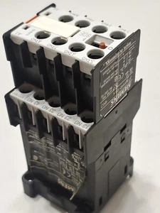 Siemens 3TH2040-OAK6 Contactor + 3TX4440-0A 4NO - Picture 1 of 4