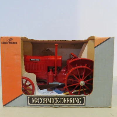 Modelli in scala McCormick-Deering 22-36 trattore Oklahoma Steam Days 1/16 IH-FB2368-B - Immagine 1 di 4