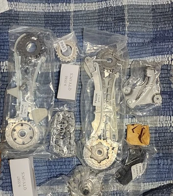 Kit de repuesto de cadena de distribución Cloyes para Ford 4,0 L Foto 1 de 2