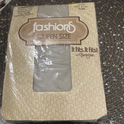 Berkshire Shimmers Pantyhose 3X-4X Silver  #4412 Queen Sandalfoot NOS Vtg 1983 - Image 1 of 4