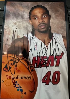 Foto brillante firmada por Udonis Haslem 6x9 campeones de la NBA Miami Heat Foto 1 de 2
