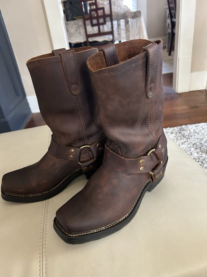 Dingo Molly Puntera Cuadrada Motocicleta Mujer Marrón Botas Informales DI7374-200 Foto 1 de 4