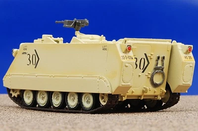 35008 Easy Model M113A2 APC 1/72 Model #30 US Army 3rd Infantry Div - Image 1 of 2