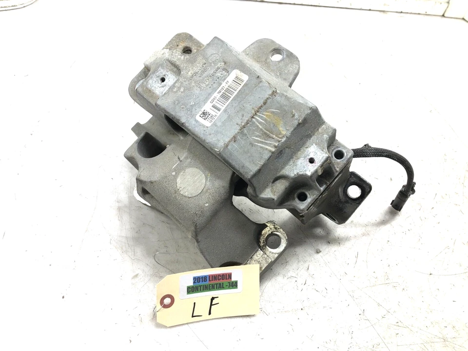 Lincoln Continental 2017-2020 conductor izquierdo transmisión delantera soporte OEM Foto 1 de 4