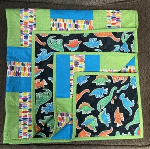 Baby Quilt Handmade Dinosaurs Bright Multi Colors 36 X 36 - Picture 1 of 17