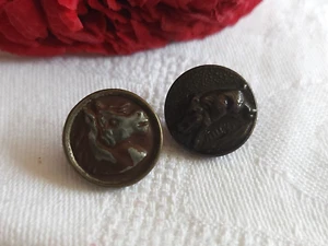 Duo boutons anciens en métal chasse collection sanglier cheval 1,6 cm G1F - Foto 1 di 3