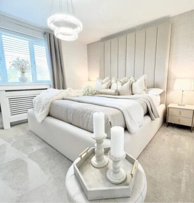 High headboard wall covering Chesterfield plush velvet 4.6ft,5ft,6ft beds - Image 1 of 3