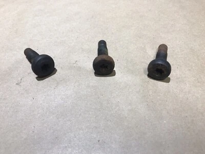 Juego de 3 pernos de montaje del cinturón de seguridad trasero Jeep CJ 5,6,7,8 1976-1986 Foto 1 de 2