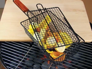 Barbecue Compagno Carbone Antiaderente Shaker Cestello Griglia Vegatables Clam Granchio - Foto 1 di 5