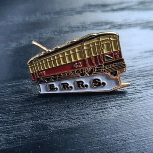 Edmonton Radial Railway Society Lapel Pin E.R.R.S. RARE Canada NEW - Foto 1 di 3
