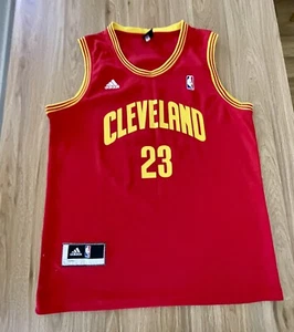 Cleveland Cavaliers NBA Adidas Jersey LeBron James 23 Size Large GUC - Foto 1 di 11