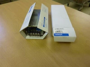 Fuente de alimentación Omron S8E1-05024D 24VDC 2,2A entrada 100-120VAC (10799b) - Imagen 1 de 1