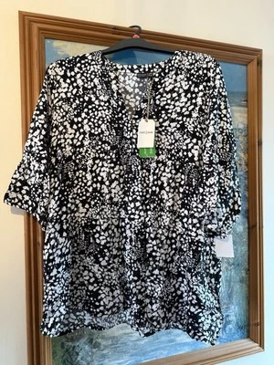 Top F&F NEGRO/BLANCO TALLA 24 NUEVO SIN ETIQUETAS Foto 1 de 4