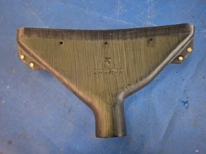 73 DATSUN 240Z RH WINDSHIELD DEFROST VENT DUCT NICE OEM PARTS - Picture 1 of 6