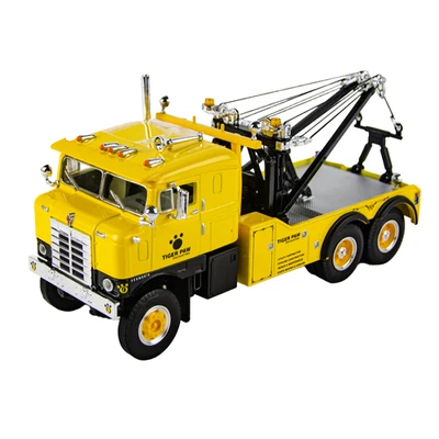 Camión de remolque Kenworth Bull Nose 1953 First Gear Tiger Paw escala 1:34 diecast Foto 1 de 4