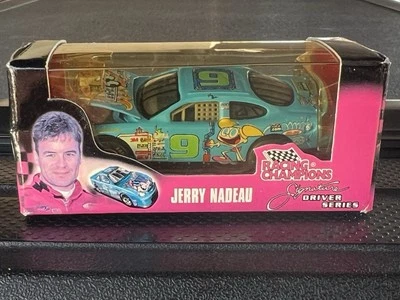 NASCAR 1: 64 JERRY NADEAU #9 Powerpuff Girls 全新(每端都有盒式襟翼) — 第 1/4 张图片