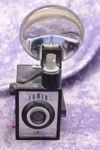 Sears Tower Box Camera Model 34 With Flash (Made By Ansco) uses 120mm Film - Picture 1 of 6