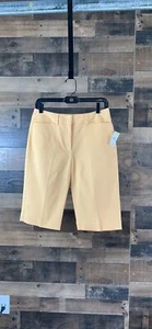 Woman's Talbots Bermuda Shorts Peach/Light Orange Size 4 NWT - Picture 1 of 3