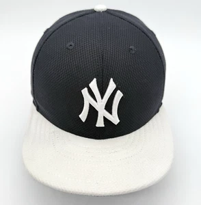 New York Yankees MLB New Era 59fifty Cap Mütze 7 1/8 schwarz weiß Polyester - Bild 1 von 10