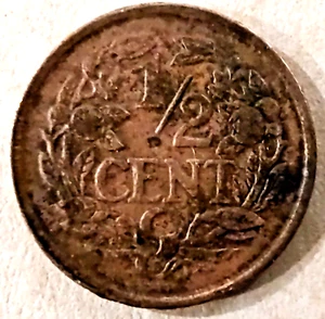 Netherlands 1938 Wilhelmina 1/2 Cent High Definition Small Bronze Coin KM# 138 - Picture 1 of 2