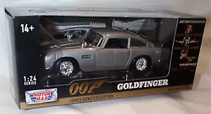 Aston Martin DB5 Silver Goldfinger James bond 007 1-24 scale model Motor Max - Picture 1 of 2