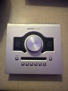 Universal Audio APTWUSB Apollo Twin USB High-Resolution USB Interface - Picture 1 of 5