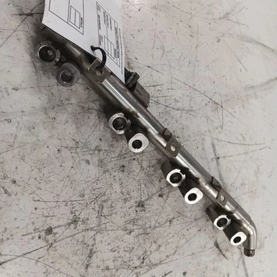 Barra de montaje de inyector de inyección de riel de combustible Hyundai Tucson 2019 2020 2021 Foto 1 de 4