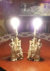 Vintage WALES Victorian Colonial Couple Figurine Lamp Made in Japan - Picture 1 of 11