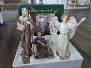 Set Natività Natalizia Pastori e Angeli 14 Pollici con Scatola Presepe Vita Reale  - Foto 1 di 24