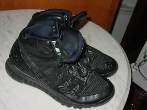 2016 Nike Lupinek ACG Flyknit "Triple Black" 862505-002 Shoes! Size 11 - Picture 1 of 14