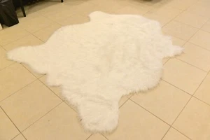 Tappeto zona shaggy 5'x6' bianco bufalo pelliccia sintetica decorazione tappeto leggero - Foto 1 di 3