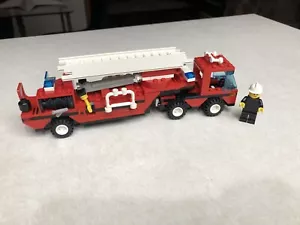 Lego Town Fire Department Set #6340, Hook & Ladder Fire Truck 1994 - Picture 1 of 13