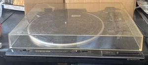 Pioneer PL-470 Vinyl Record Turntable Player For parts Please Read - Picture 1 of 9