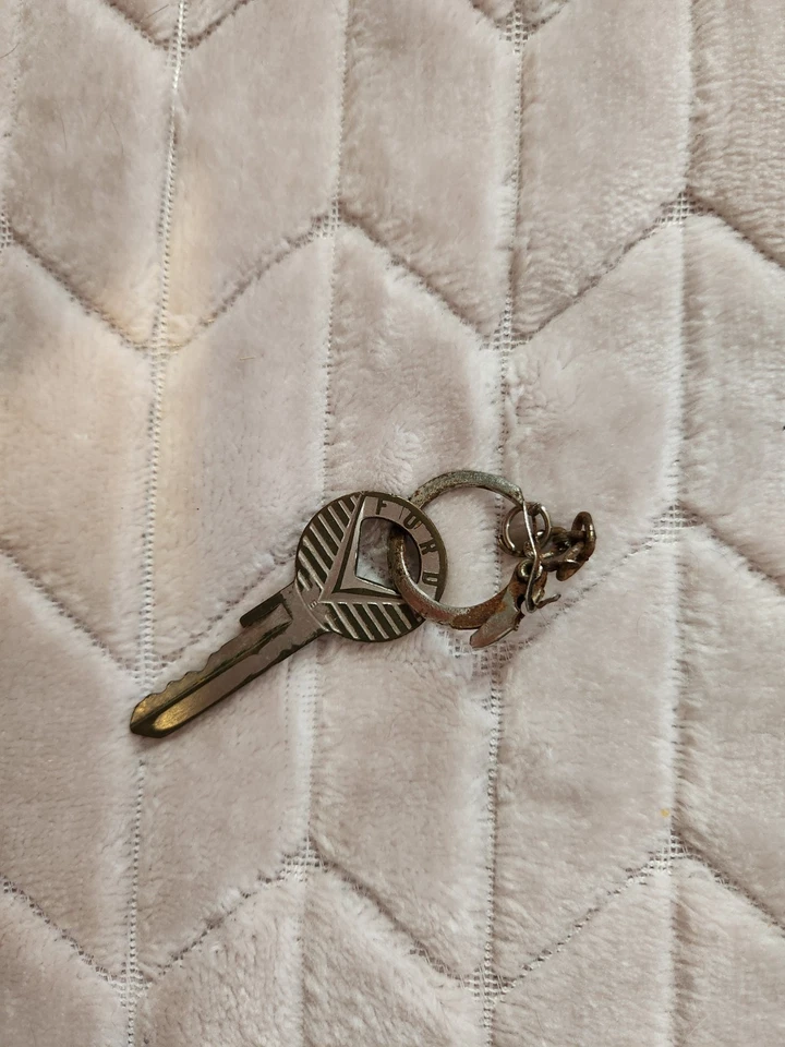 EARLY FORD IGNITION KEY-50'S - Image 1 of 1