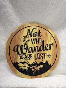 Wandrelief "Nicht alle, die wandern, sind verloren" 9,5 Zoll hoch gelb-schwarz, von Spoontiques - Bild 1 von 5