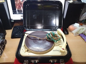Gramofon zsrr Koncertniy - Zdjęcie 1 z 12