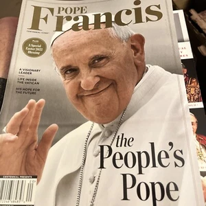 POPE Francis the People's Pope Magazine 2022 Easter Special Blessing J-30 - Picture 1 of 4