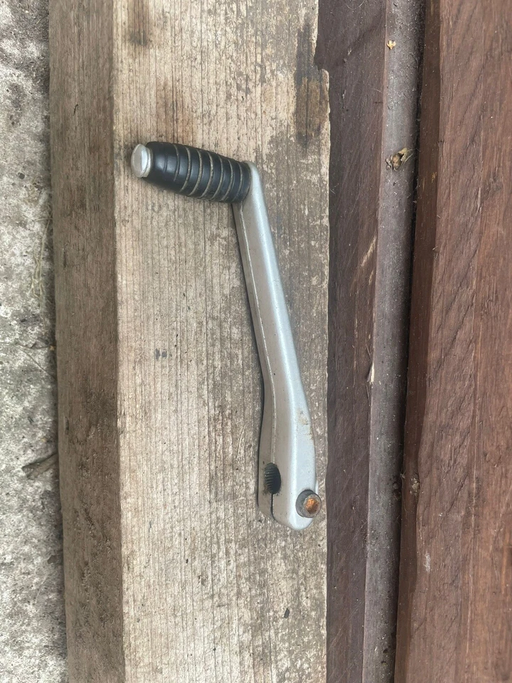 Palanca de cambios Aprilia Caponord ETV 1000 2003 Foto 1 de 1