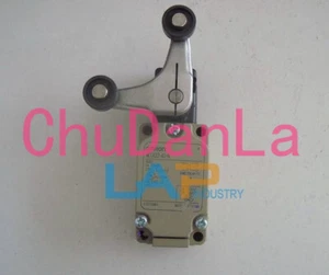 1PCS New For OMRON Limit Switch WLCA32-43-N - Picture 1 of 2