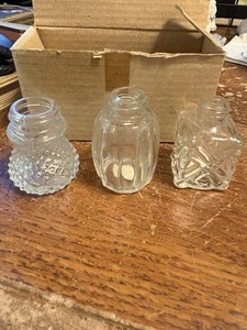 3 jarrones de vidrio LaVie Tiny Bud hechos en China - Imagen 1 de 8