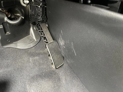 Honda CR-V 2017-2025 pedal de gasolina negro TC:-F-H 80 K -EX-L- 57610 Foto 1 de 4