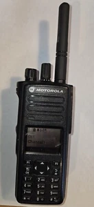 MOTOROLA XPR7550E AAH56RDN9RA1AN ENABLED UHF TWO-WAY DMR RADIO MOTOTRBO - Zdjęcie 1 z 3
