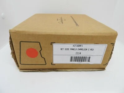KIT DE PANELES LATERALES SONUS FABER (2 PIEZAS) CHAMELEON C “ROJO”182RFI ~NUEVO~ # Foto 1 de 4