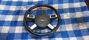 Leder Holz Multifunktionslenkrad + Airbag 0UV231DVAG Chrysler 300 C LE, LX - Bild 1 von 16