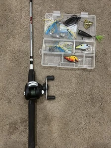 SEND OFFERS Bait caster With Googan Squad Lures Starter Bass And Braided Line  - Picture 1 of 1