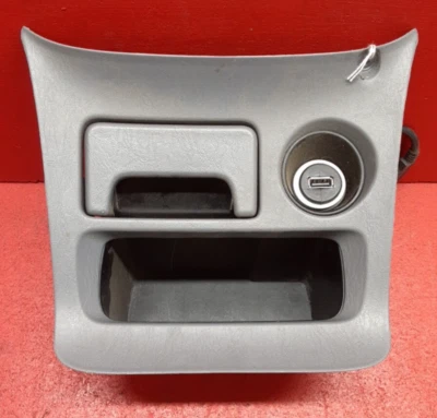 Toyota Rav4 2001-2003 Bandeja de cenizas 12v tablero moldura bisel conjunto 55420-42010-B1 Foto 1 de 4