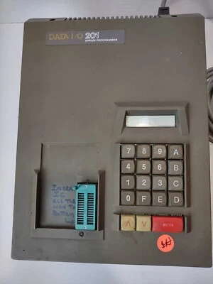 Programmatore DATA IO 990-1913-006 EPROM 201 - Immagine 1 di 4