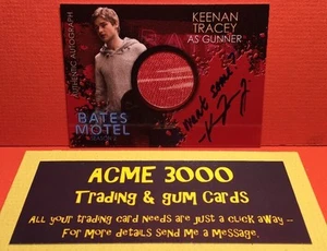 Breygent - Bates Motel Staffel 2 - EINZELKOSTÜM AUTOGRAMM - Keenan Tracey CAKT - Bild 1 von 2