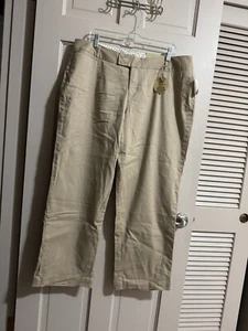 CATO Women’s Khaki Pants NWT Size 18WP - Picture 1 of 7